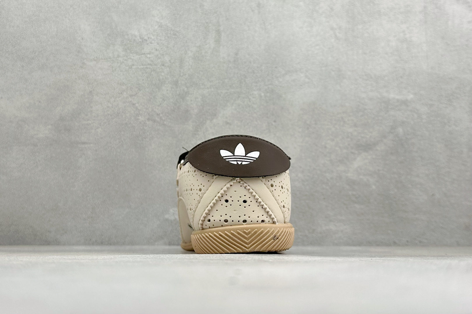ML版Adidas Originals Anfu Trainers 三叶草 阿迪复古玛丽珍鞋 “安福” 采用粒面纤维革鞋