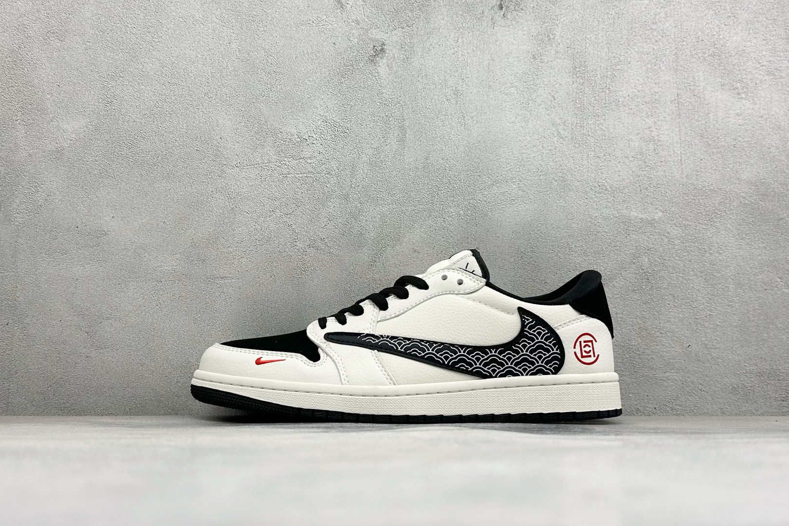 Air Jordan 1 Low AJ1 乔1 联名 高端定制 倒钩低帮复古篮球鞋 #定制皮料 原厂3D打印 定制鞋盒 Air Jordan 1 Low AJ1 乔1 联名 高端定制 倒钩低帮复古篮球鞋 #定制皮料 原厂3D打印 定制鞋盒
