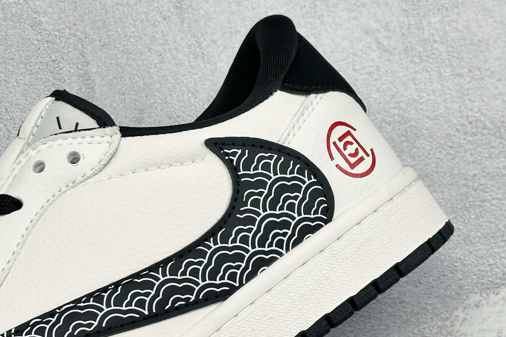 Air Jordan 1 Low AJ1 乔1 联名 高端定制 倒钩低帮复古篮球鞋 #定制皮料 原厂3D打印 定制鞋盒 Air Jordan 1 Low AJ1 乔1 联名 高端定制 倒钩低帮复古篮球鞋 #定制皮料 原厂3D打印 定制鞋盒