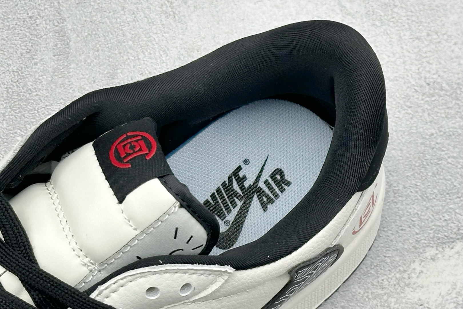 Air Jordan 1 Low AJ1 乔1 联名 高端定制 倒钩低帮复古篮球鞋 #定制皮料 原厂3D打印 定制鞋盒 Air Jordan 1 Low AJ1 乔1 联名 高端定制 倒钩低帮复古篮球鞋 #定制皮料 原厂3D打印 定制鞋盒