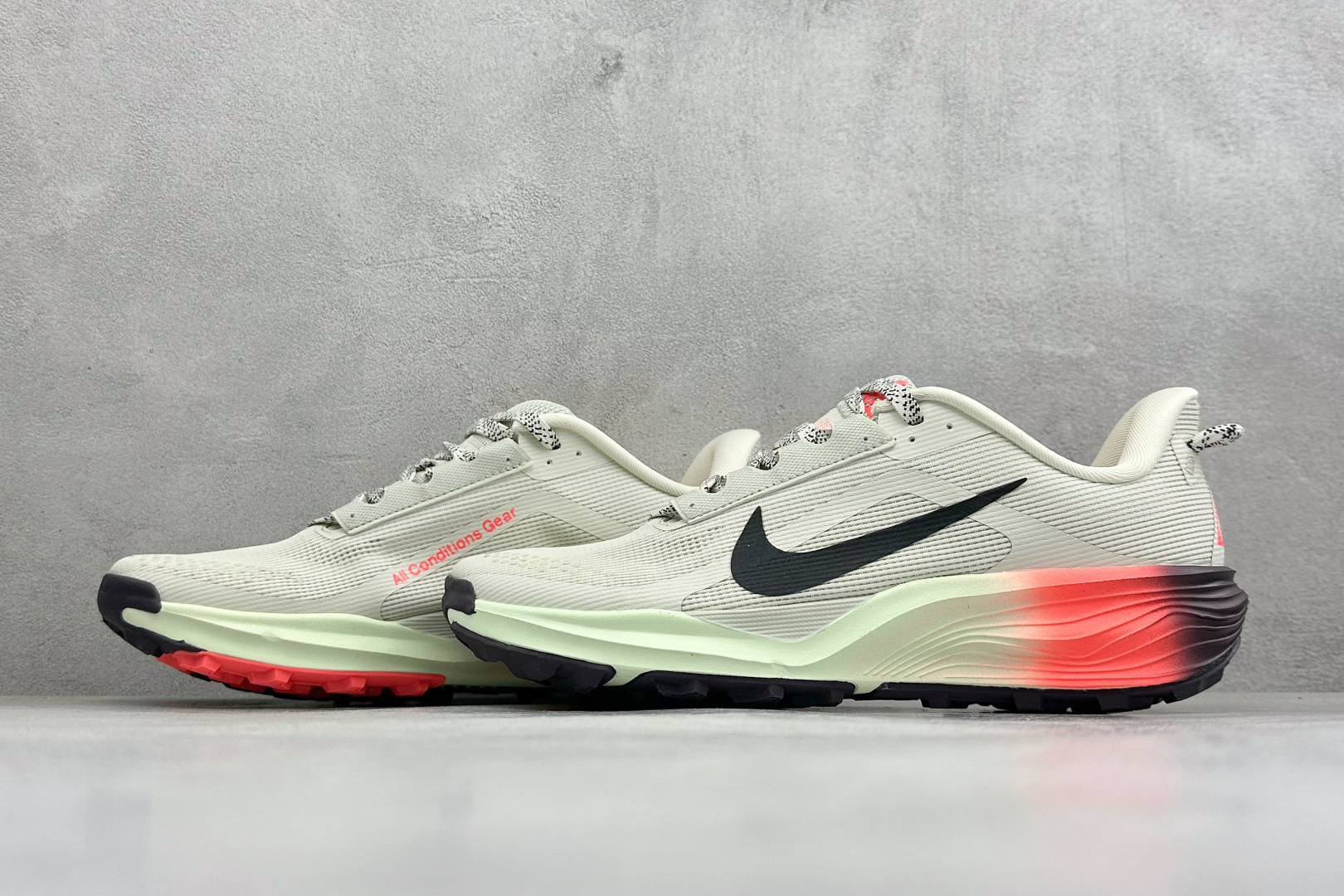 XL版NK ACG Pegasus Trail 轻便缓震 舒适贴合越野跑步鞋 鞋面采用工程织网面料 透气不闷脚 鞋身线条