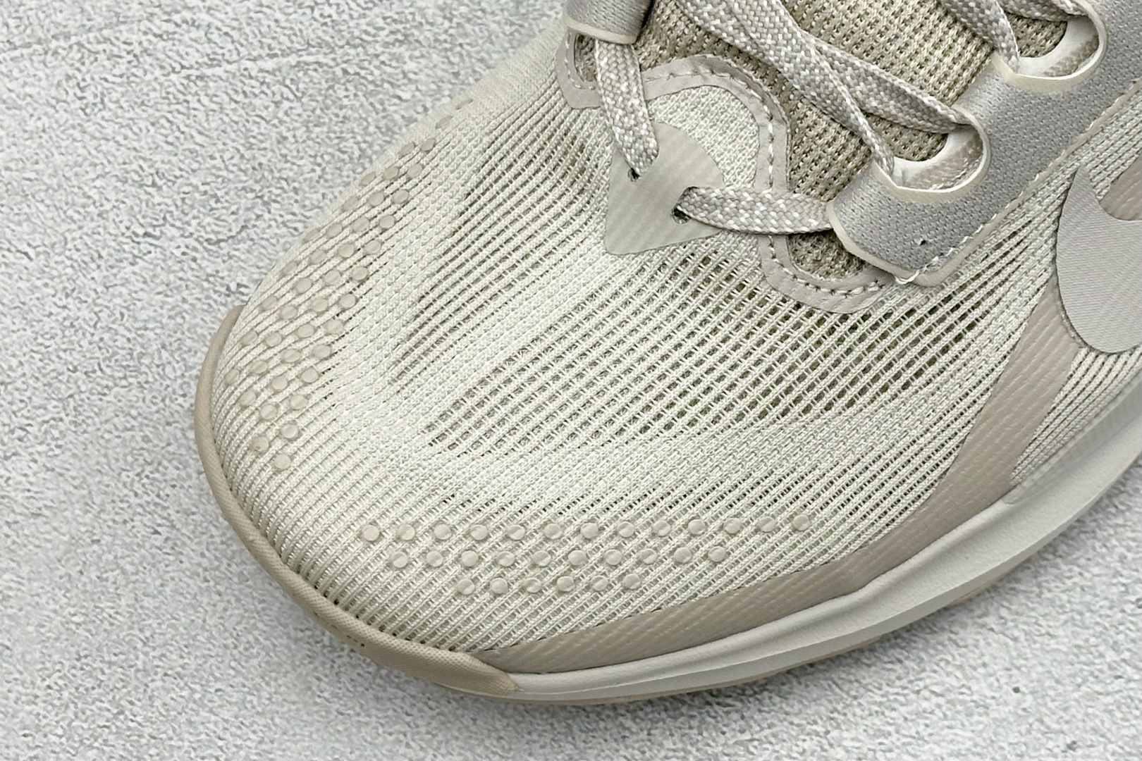 XL版NK ACG Pegasus Trail 轻便缓震 舒适贴合越野跑步鞋 鞋面采用工程织网面料 透气不闷脚 鞋身线条