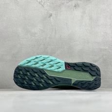 Nike REACTX PEGASUS TRAIL 5 GTX 越野跑步鞋 兼顾迅疾外观和稳固脚感 后跟覆面和中足动态支 Nike REACTX PEGASUS TRAIL 5 GTX 越野跑步鞋 兼顾迅疾外观和稳固脚感 后跟覆面和中足动态支