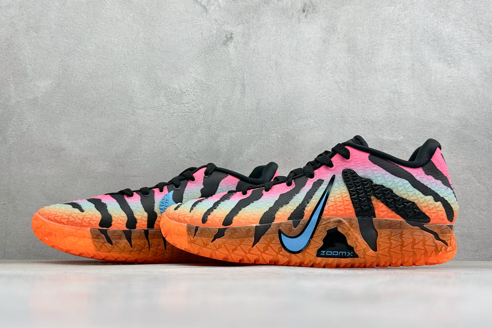 灭世Nike JA 3 EP莫兰特三代低帮实战篮球鞋 #鞋面采用网布搭配棱纹覆面设计，延续了耐克 Ja系列一贯的凌厉轮廓