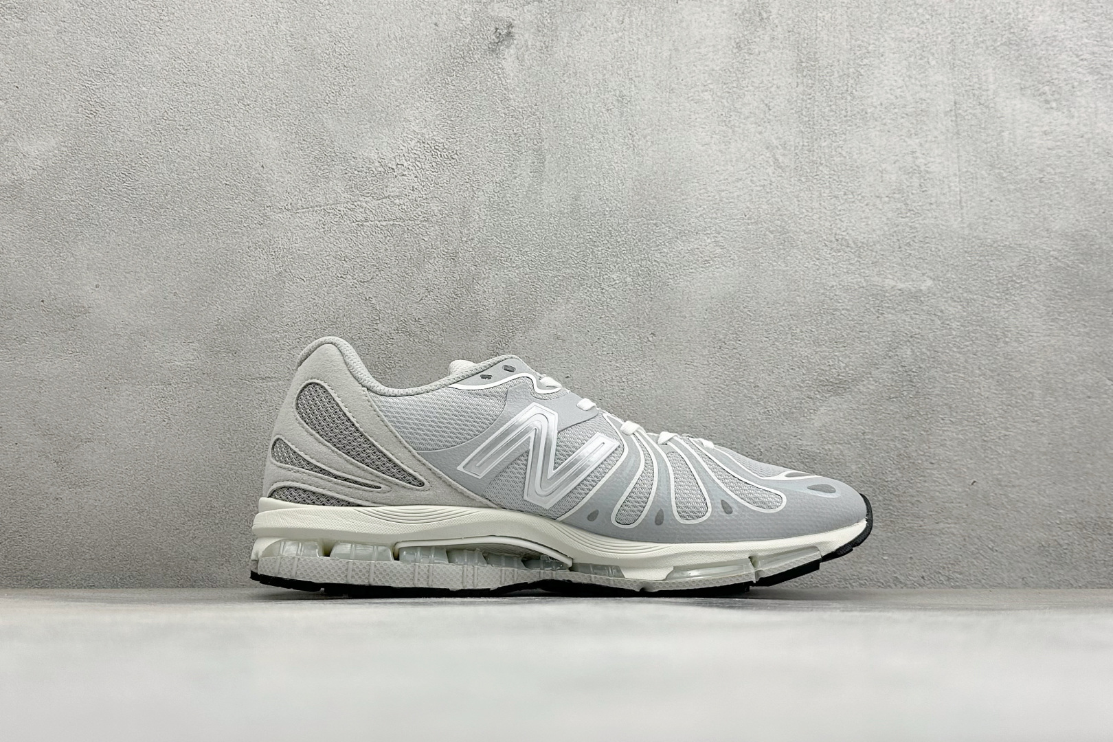 Stone Island x New Balance U1890系列 超轻量化低帮休闲运动慢跑鞋 原楦原纸版开发版型 采 Stone Island x New Balance U1890系列 超轻量化低帮休闲运动慢跑鞋 原楦原纸版开发版型 采