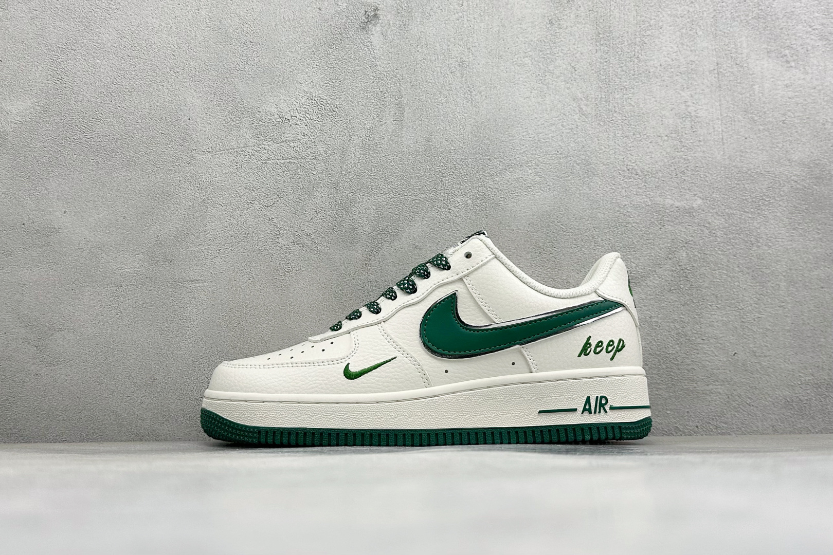 Nike Air Force 1 Low 空军一号低帮运动休闲板鞋 原楦头原纸板 打造纯正空军版型 专注外贸渠道 全掌内