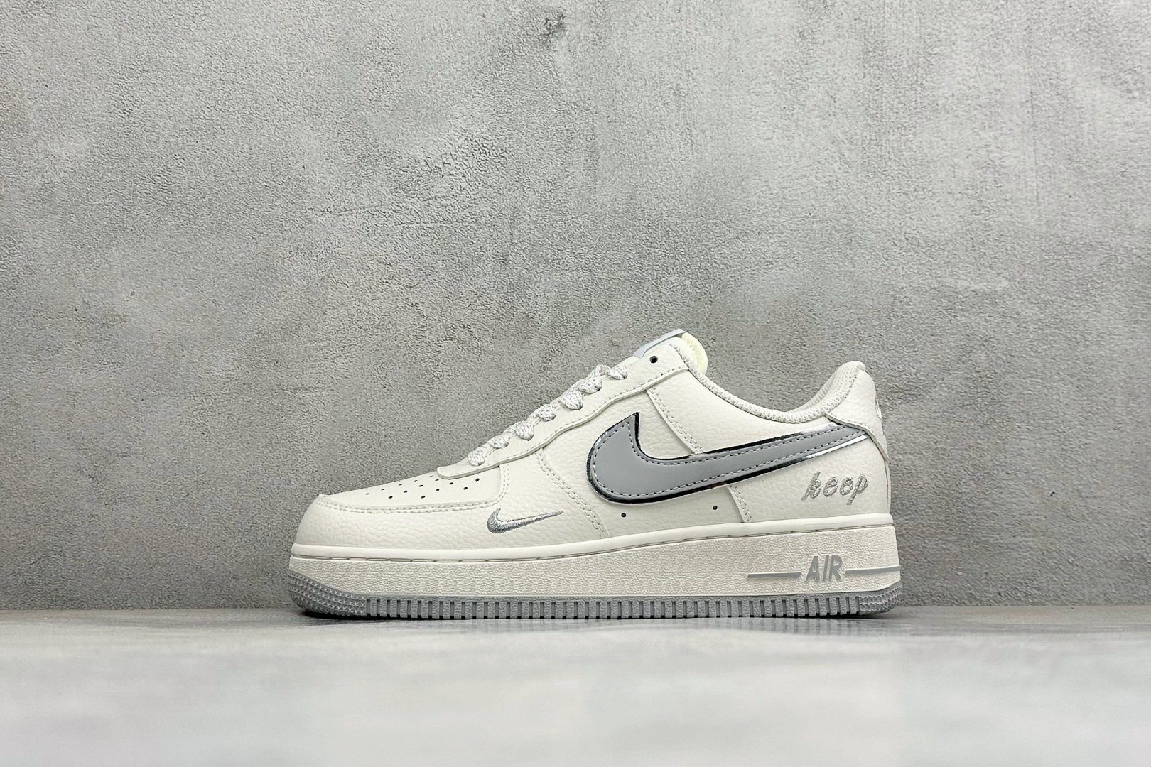 Nike Air Force 1 Low 空军一号低帮运动休闲板鞋 原楦头原纸板 打造纯正空军版型 专注外贸渠道 全掌内