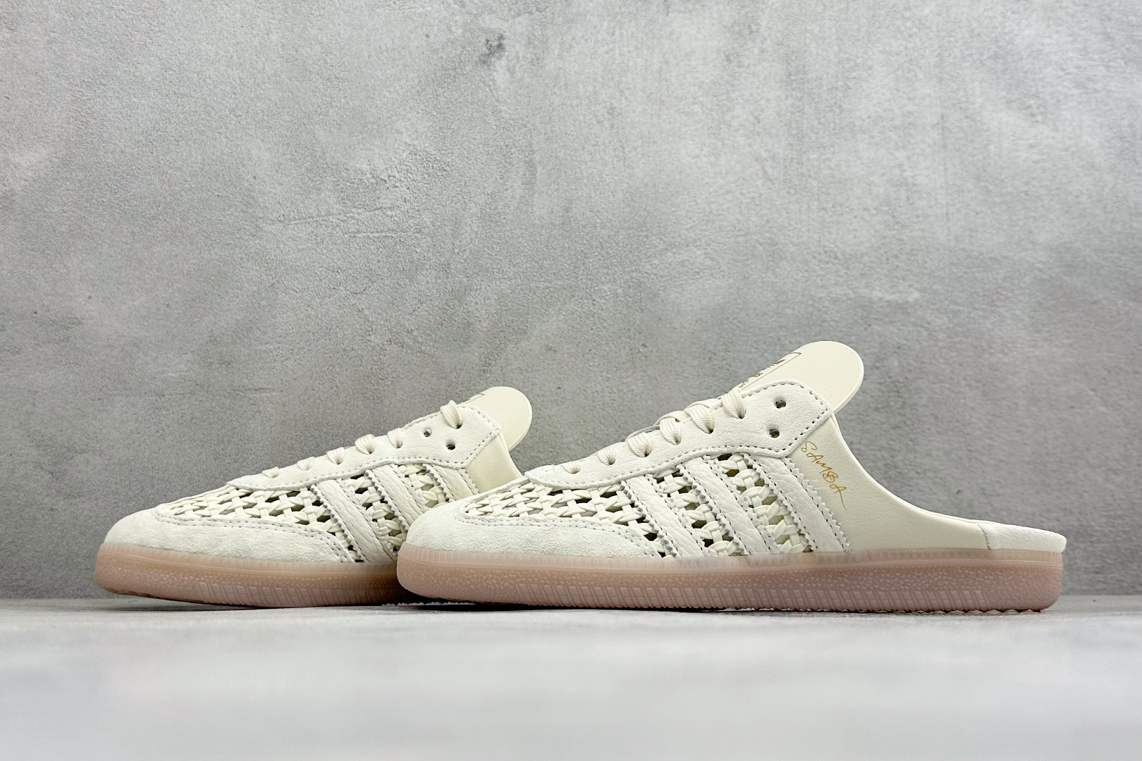 RS版Adidas Originals Samba OG Mule 桑巴舞系列 阿迪达斯 三叶草 低帮休闲半拖 货号: 
