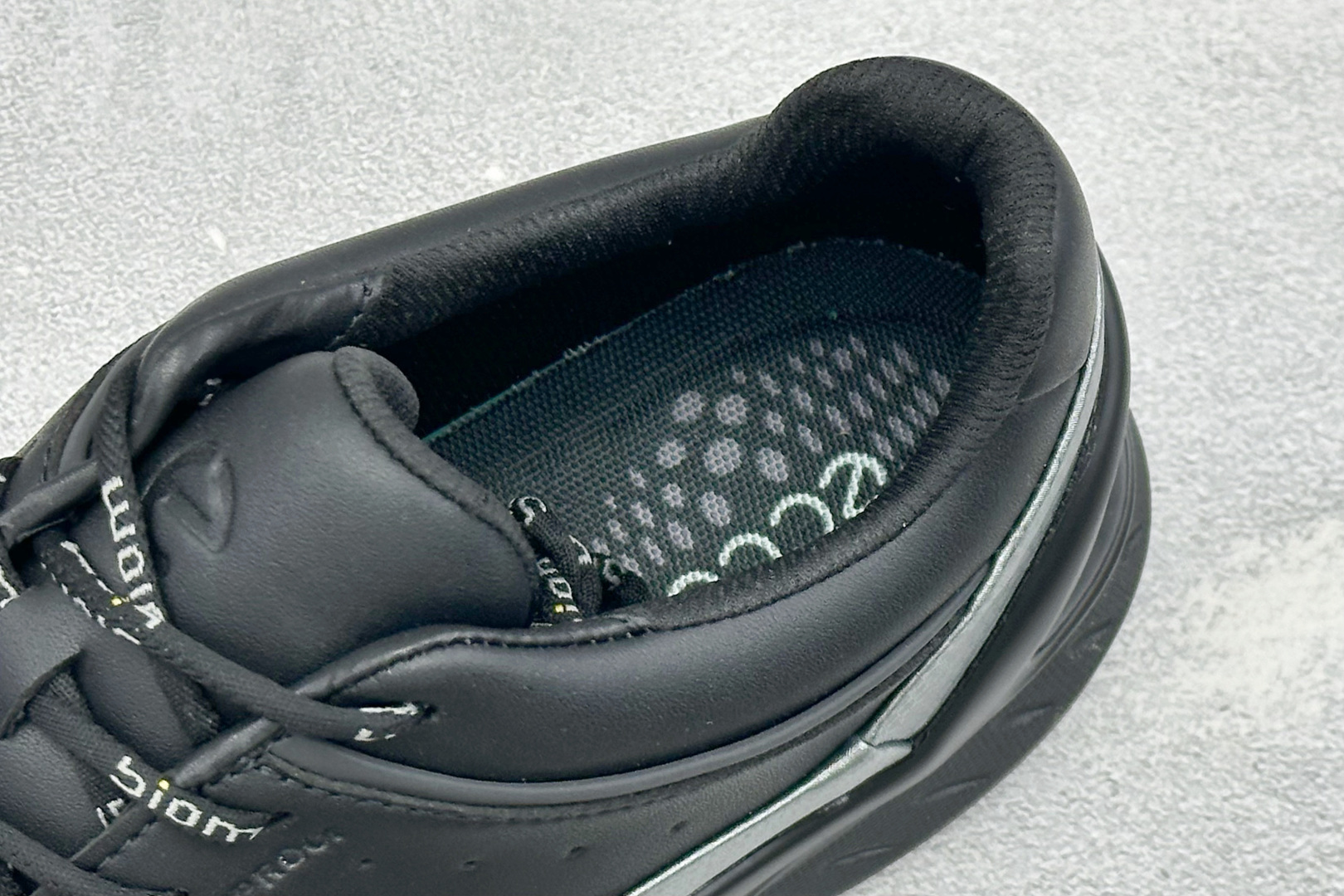 Ecco爱步 Biom C-Trail 健步C 舒适时尚 简约时尚 减震防滑低帮休闲鞋 戈尔防水薄膜内衬提供强大的透气性
