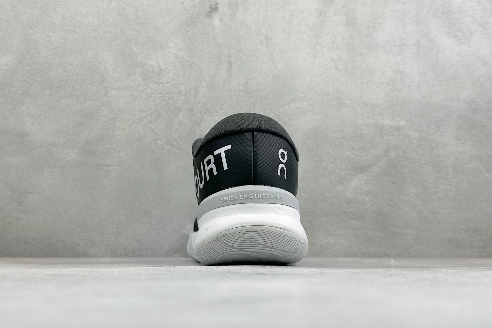 On昂跑 Cloudultra Pro 3 户外街头机能风跑步鞋 Cloud Hi Edge户外机能融合街头潮流 越界开 On昂跑 Cloudultra Pro 3 户外街头机能风跑步鞋 Cloud Hi Edge户外机能融合街头潮流 越界开