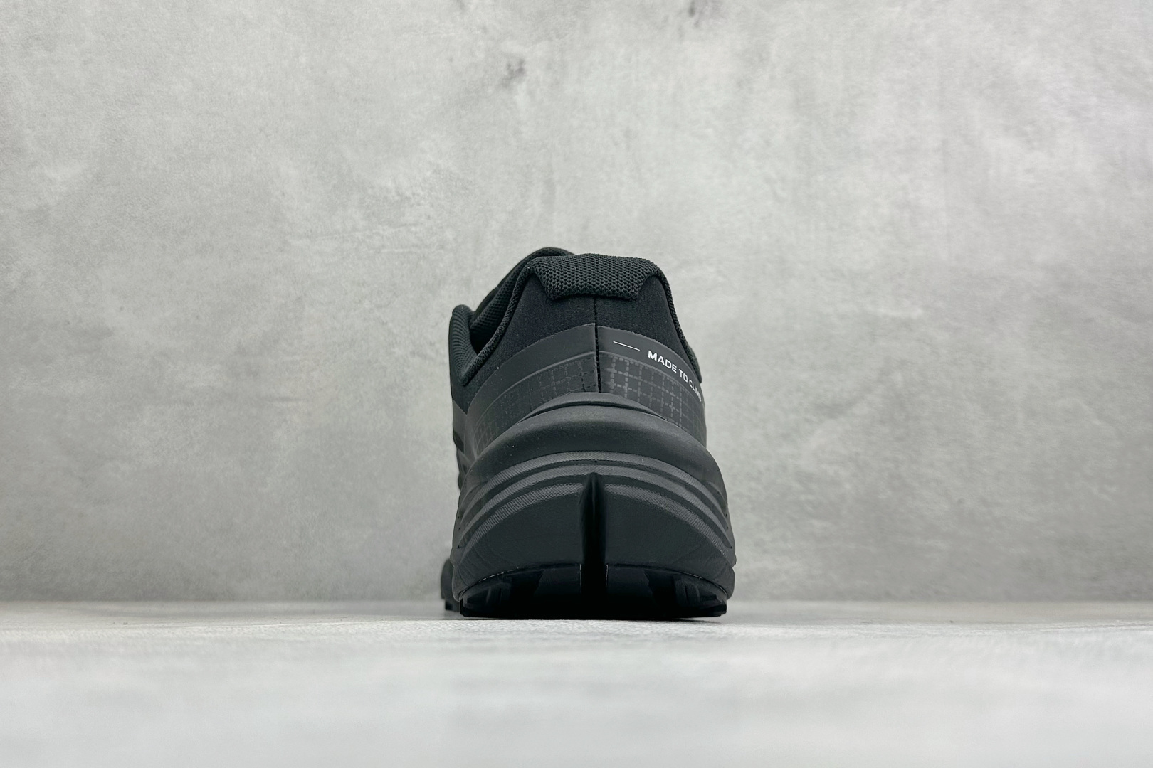 M版KAILAS 山行3代 GTX 凯乐石舒适缓冲徒步鞋 织物TPU减震防滑透气包裹性轻便低帮超强抓地力越野跑步鞋 货号