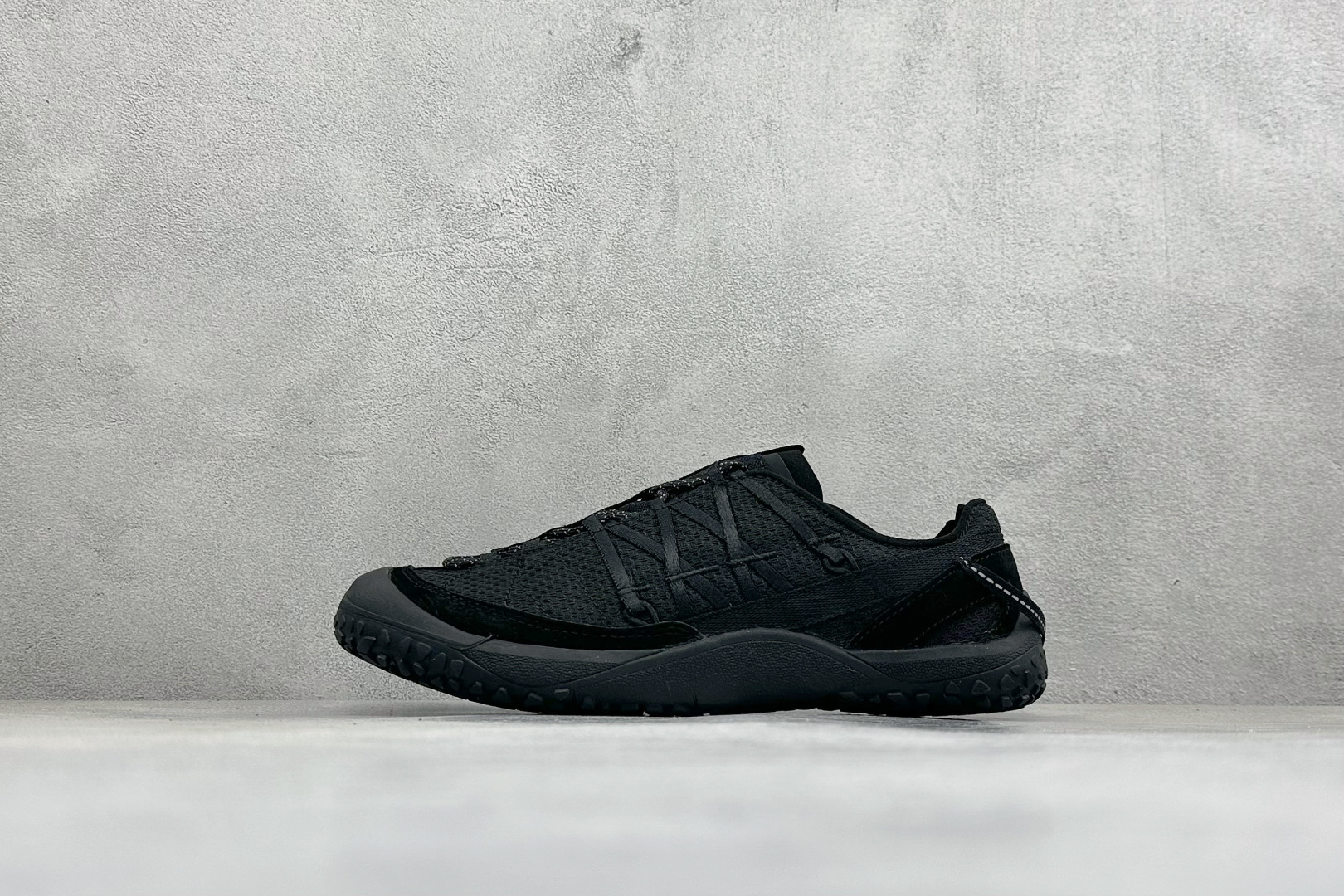 PF版可隆KOLON SPORT ROAM VARY户外芭蕾风抓地透湿赤足休闲鞋 货号：LKFH6AT224-BK 尺码