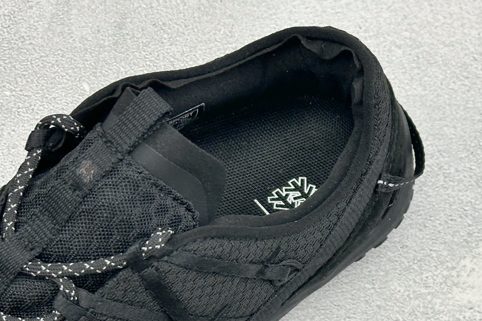 PF版可隆KOLON SPORT ROAM VARY户外芭蕾风抓地透湿赤足休闲鞋 货号：LKFH6AT224-BK 尺码
