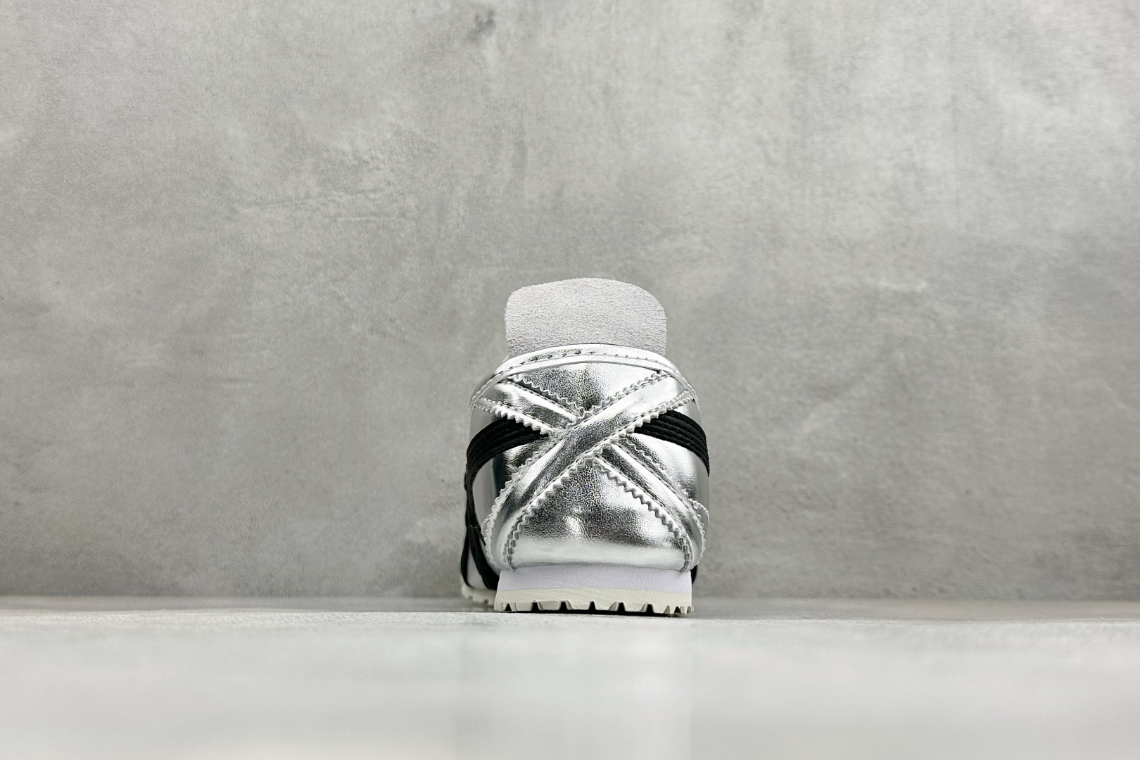GS版Onitsuka Tiger MEXICO 66 Paraty Slip-On 亚瑟士鬼塚虎一脚蹬经典休闲鞋 虎爪 GS版Onitsuka Tiger MEXICO 66 Paraty Slip-On 亚瑟士鬼塚虎一脚蹬经典休闲鞋 虎爪