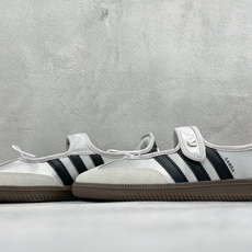 FX版Adidas三叶草SAMBA Jane W 玛丽珍鞋 该鞋款鞋面采用多种材料拼接(缝/车线) Superstar系 FX版Adidas三叶草SAMBA Jane W 玛丽珍鞋 该鞋款鞋面采用多种材料拼接(缝/车线) Superstar系