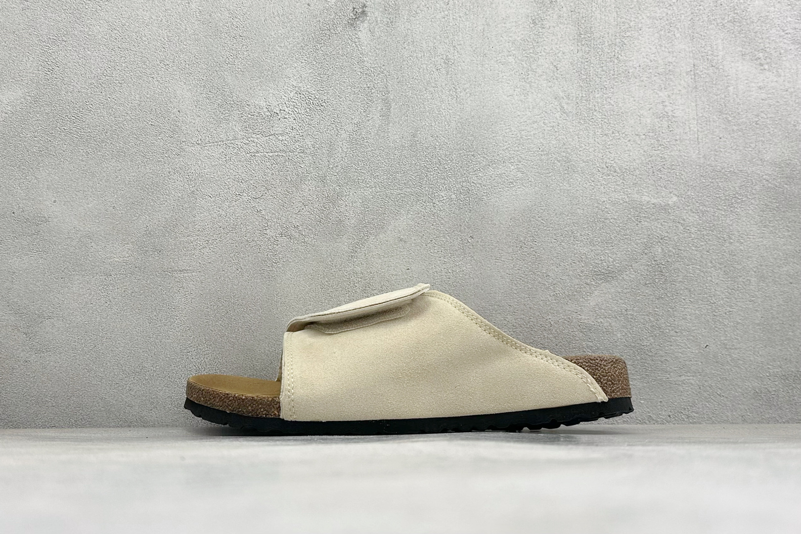 TG版Birkenstock 博肯一字拖 官方代工厂工艺 品质看得见 London-Shearling内里羊毛 每一步都