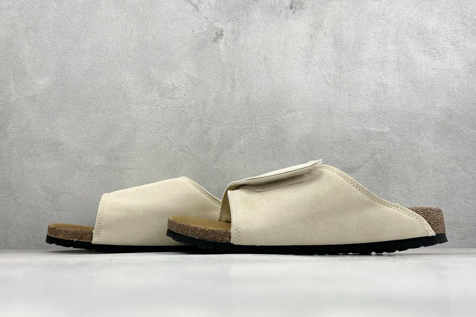 TG版Birkenstock 博肯一字拖 官方代工厂工艺 品质看得见 London-Shearling内里羊毛 每一步都