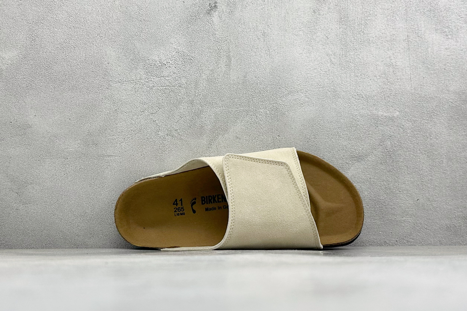 TG版Birkenstock 博肯一字拖 官方代工厂工艺 品质看得见 London-Shearling内里羊毛 每一步都