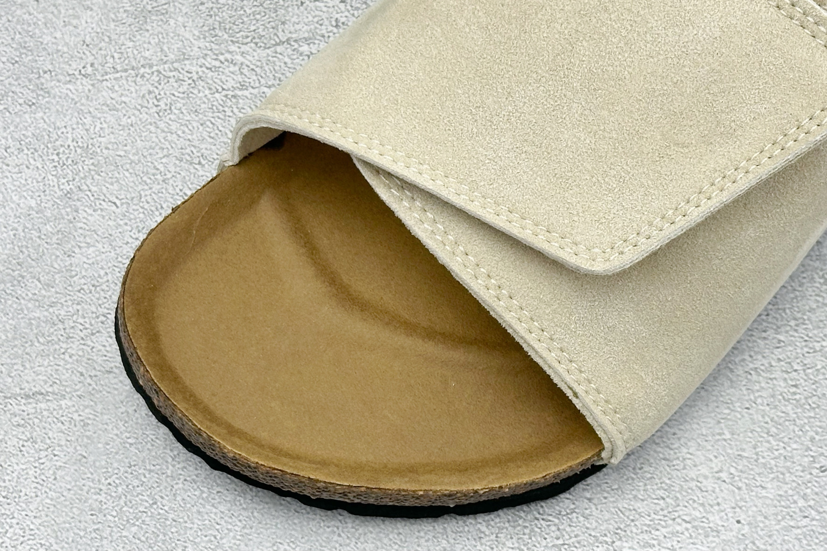 TG版Birkenstock 博肯一字拖 官方代工厂工艺 品质看得见 London-Shearling内里羊毛 每一步都