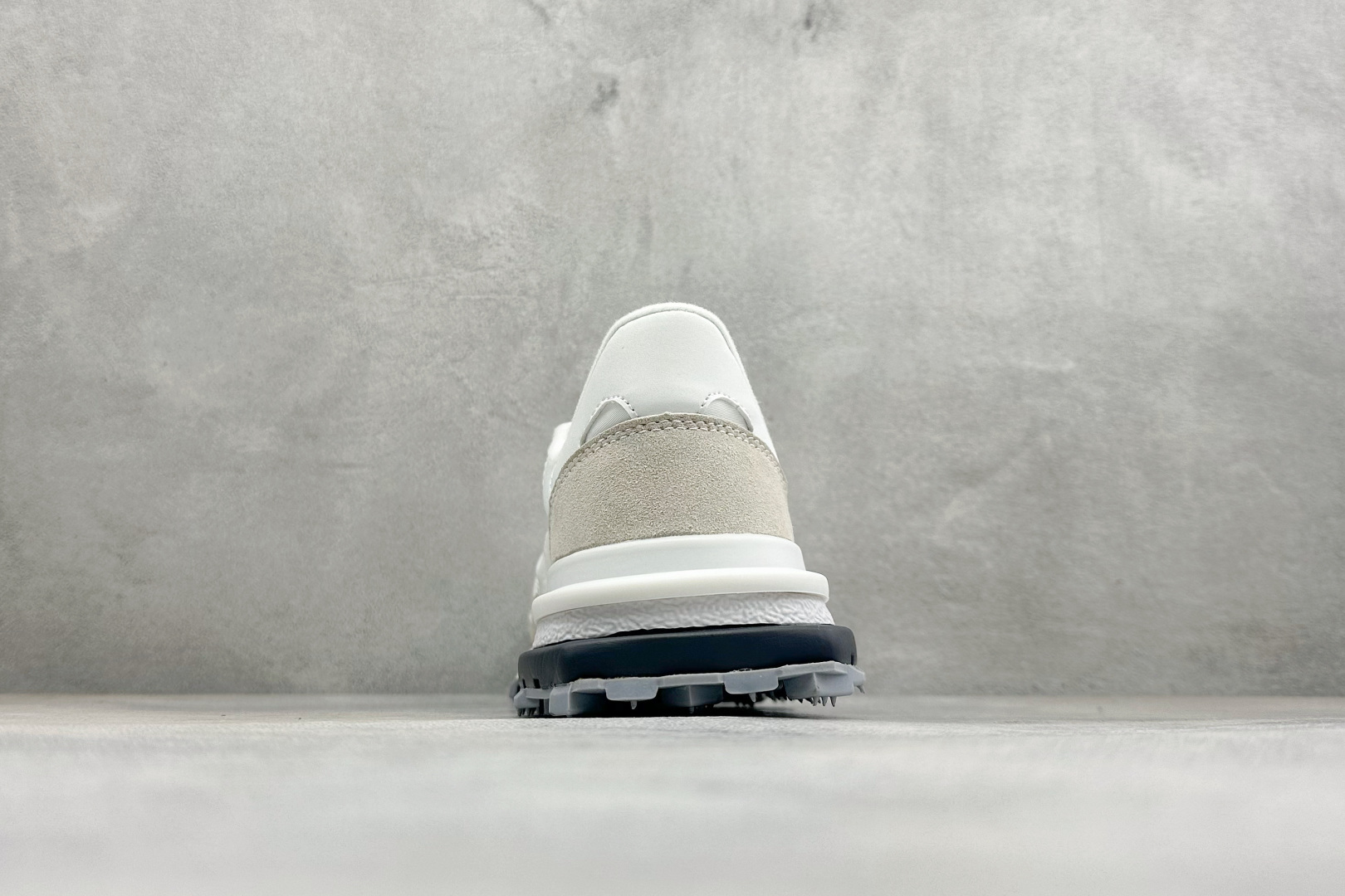 LACOSTE法国鳄鱼 织物牛剖层革 圆头系带 低帮 生活休闲鞋 尺码：40-45 