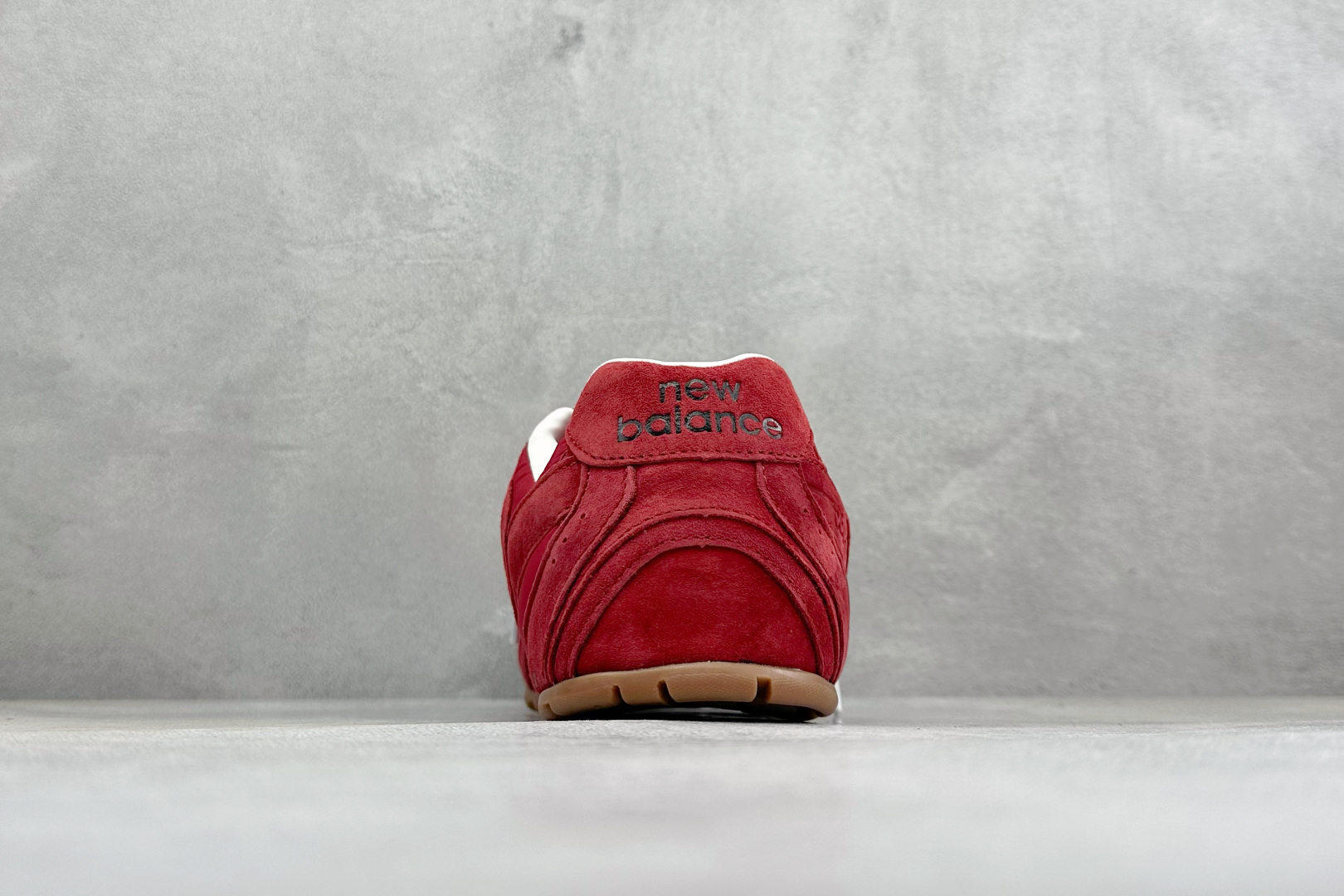 J版 Miu Miu x New Balance联名款运动鞋 New Balance 530 学院风 联名款只保留了旧版