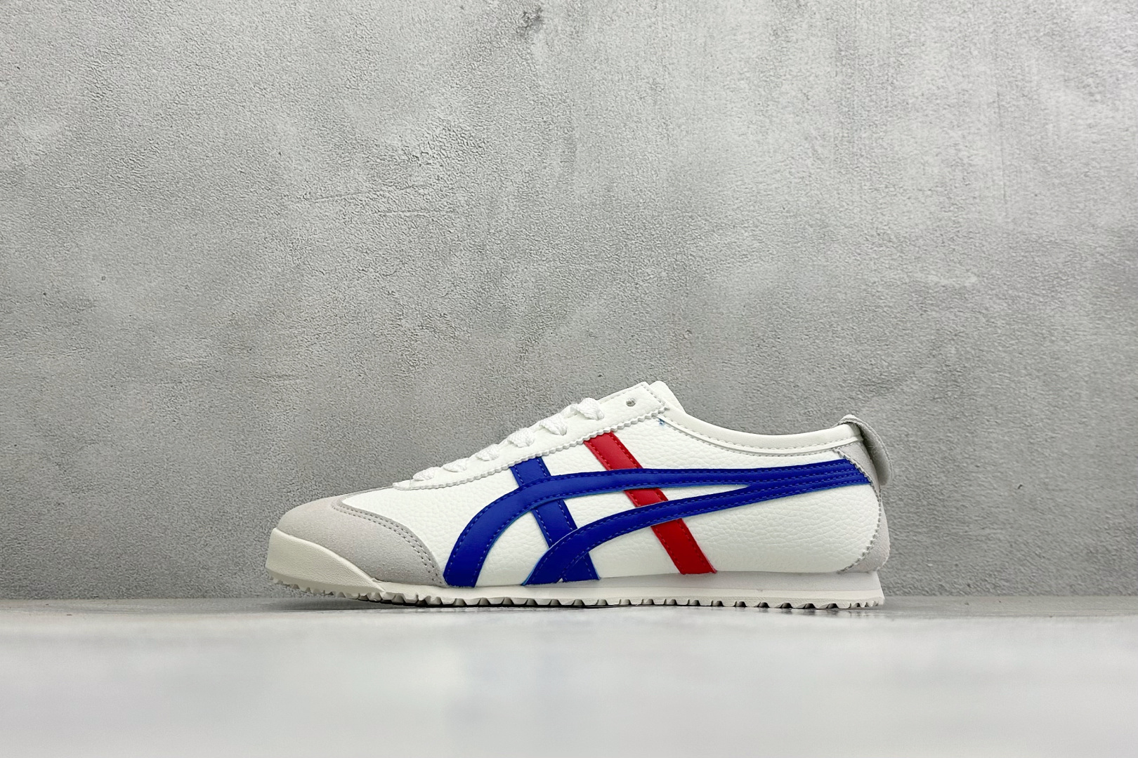 福利特价 亚瑟士 Onitsuka Tiger Mexico 66 SliPOn 鬼冢虎复古时尚舒适透气帆布鞋面耐磨防滑