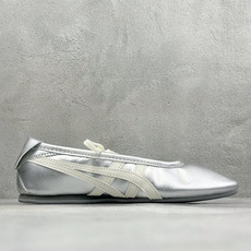 Onitsuka Tiger Gymnarina 鬼塚虎时尚高级芭蕾风玛丽珍鞋 货号:1182A754-020 尺码:3 Onitsuka Tiger Gymnarina 鬼塚虎时尚高级芭蕾风玛丽珍鞋 货号:1182A754-020 尺码:3