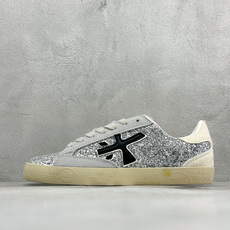 普瑞米亚达 Premiata Lander Trainers 兰诺系列米字复古百搭休闲运动板鞋 premiata是意大利 普瑞米亚达 Premiata Lander Trainers 兰诺系列米字复古百搭休闲运动板鞋 premiata是意大利