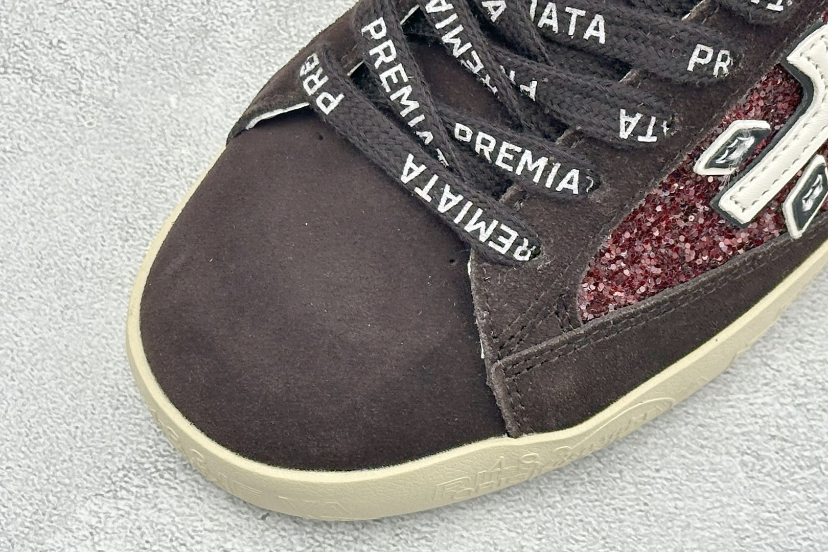 普瑞米亚达 Premiata Lander Trainers 兰诺系列米字复古百搭休闲运动板鞋 premiata是意大利 普瑞米亚达 Premiata Lander Trainers 兰诺系列米字复古百搭休闲运动板鞋 premiata是意大利