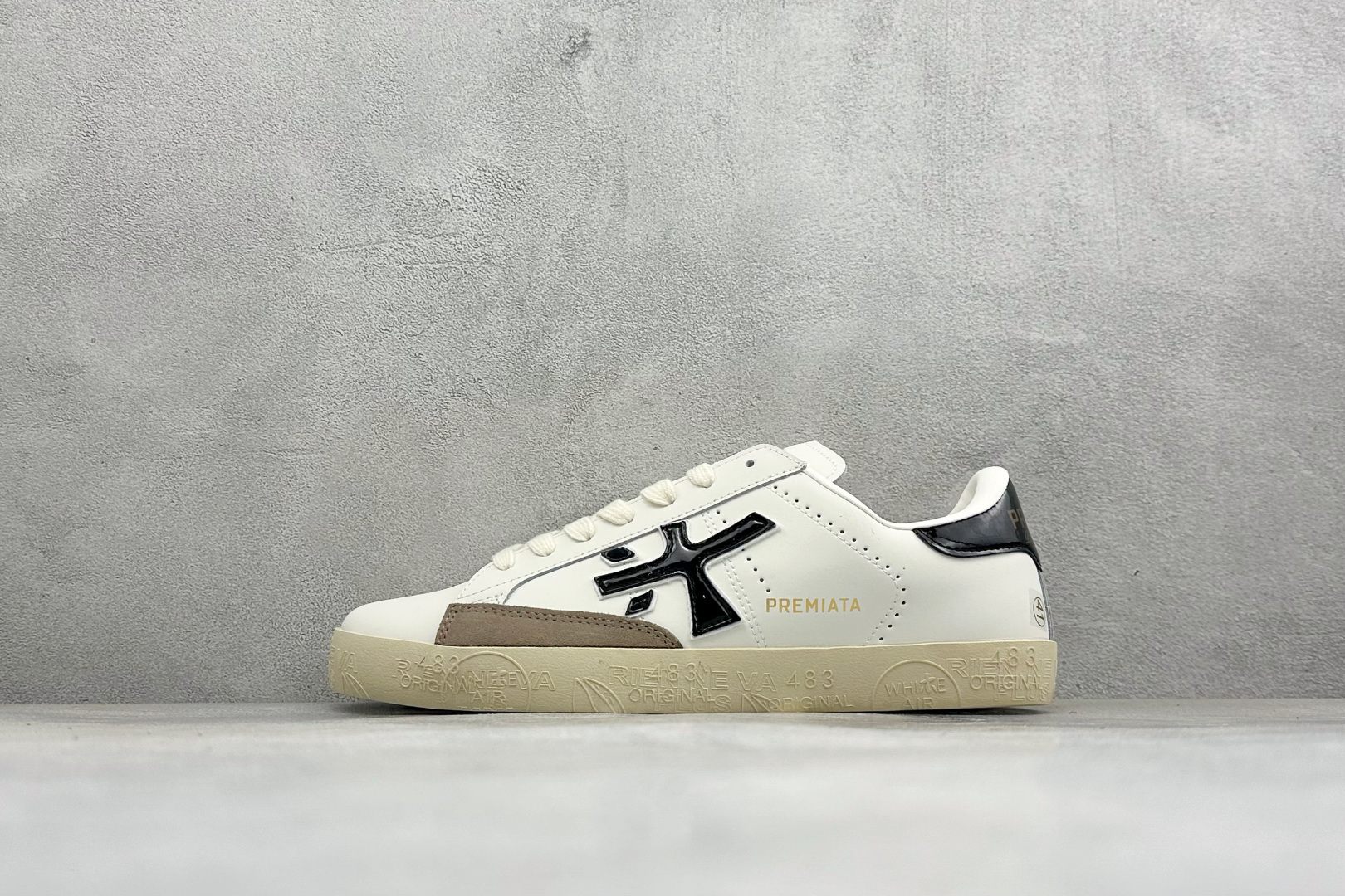 普瑞米亚达 Premiata Lander Trainers 兰诺系列米字复古百搭休闲运动板鞋 premiata是意大利 普瑞米亚达 Premiata Lander Trainers 兰诺系列米字复古百搭休闲运动板鞋 premiata是意大利