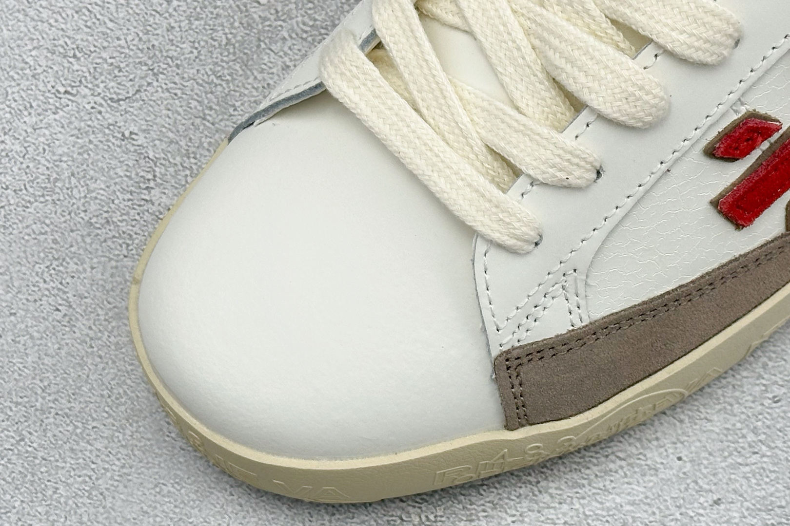普瑞米亚达 Premiata Lander Trainers 兰诺系列米字复古百搭休闲运动板鞋 premiata是意大利 普瑞米亚达 Premiata Lander Trainers 兰诺系列米字复古百搭休闲运动板鞋 premiata是意大利