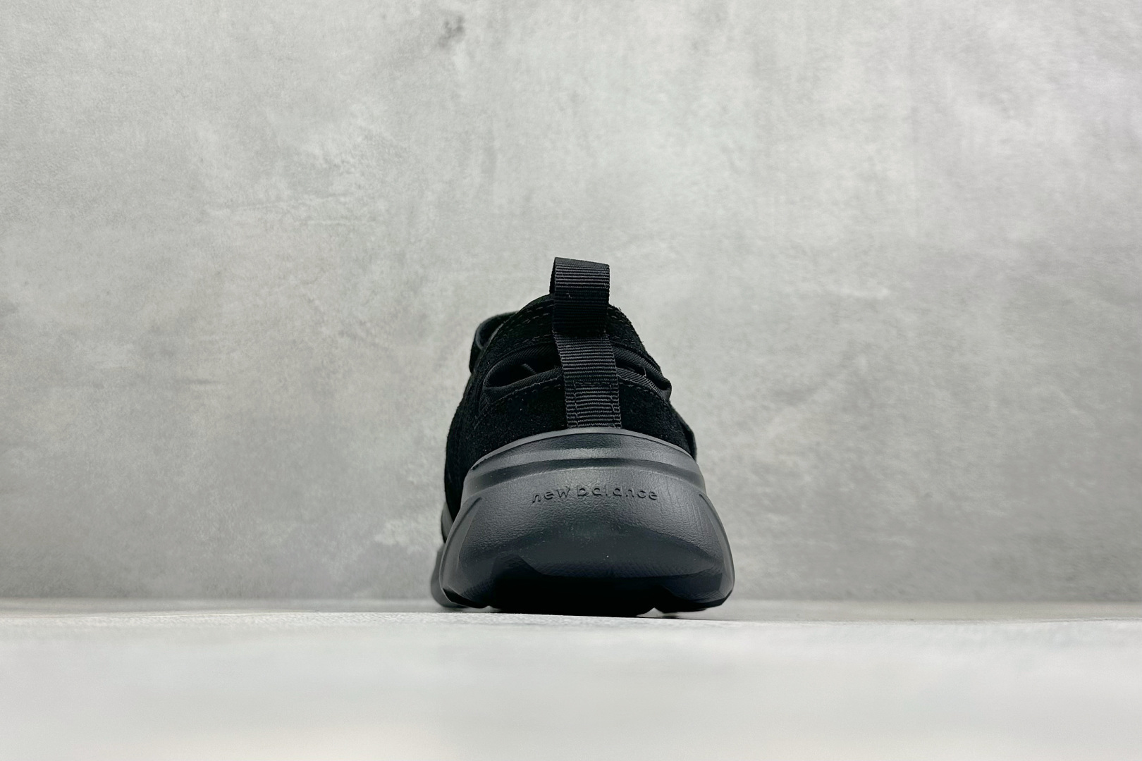 TG版新百伦New Balance NB Breeze 舒适柔软 玛丽珍 魔术贴低帮生活休闲鞋 货号：SD2203BK 