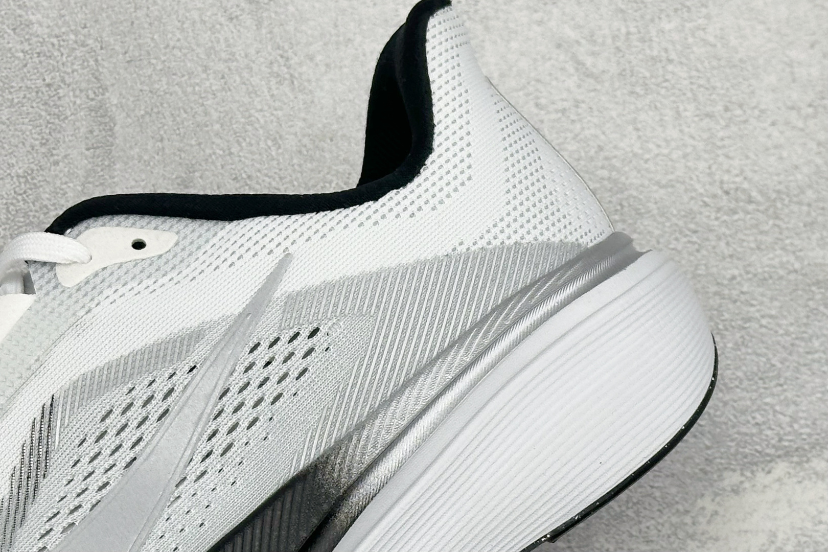 LC版NK Air Zoom Pegasus 42代 耐磨防滑运动跑步鞋 高端零售专供 内置Zoom气垫 鞋盒钢印 原厂 LC版NK Air Zoom Pegasus 42代 耐磨防滑运动跑步鞋 高端零售专供 内置Zoom气垫 鞋盒钢印 原厂
