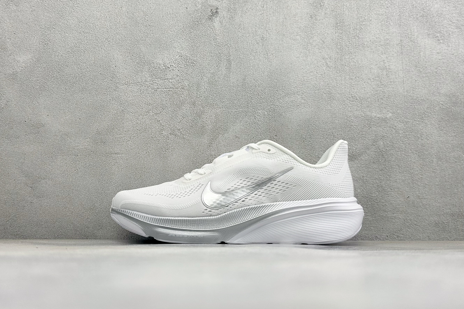 LC版NK Air Zoom Pegasus 42代 耐磨防滑运动跑步鞋 高端零售专供 内置Zoom气垫 鞋盒钢印 原厂