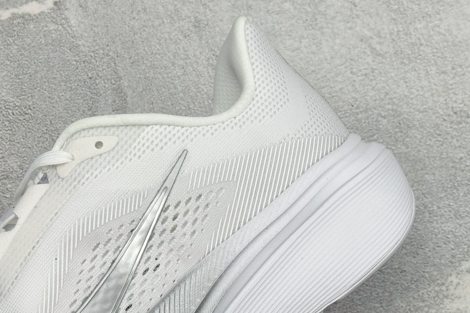 LC版NK Air Zoom Pegasus 42代 耐磨防滑运动跑步鞋 高端零售专供 内置Zoom气垫 鞋盒钢印 原厂