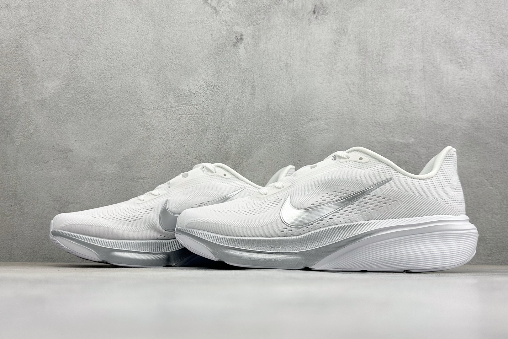 LC版NK Air Zoom Pegasus 42代 耐磨防滑运动跑步鞋 高端零售专供 内置Zoom气垫 鞋盒钢印 原厂