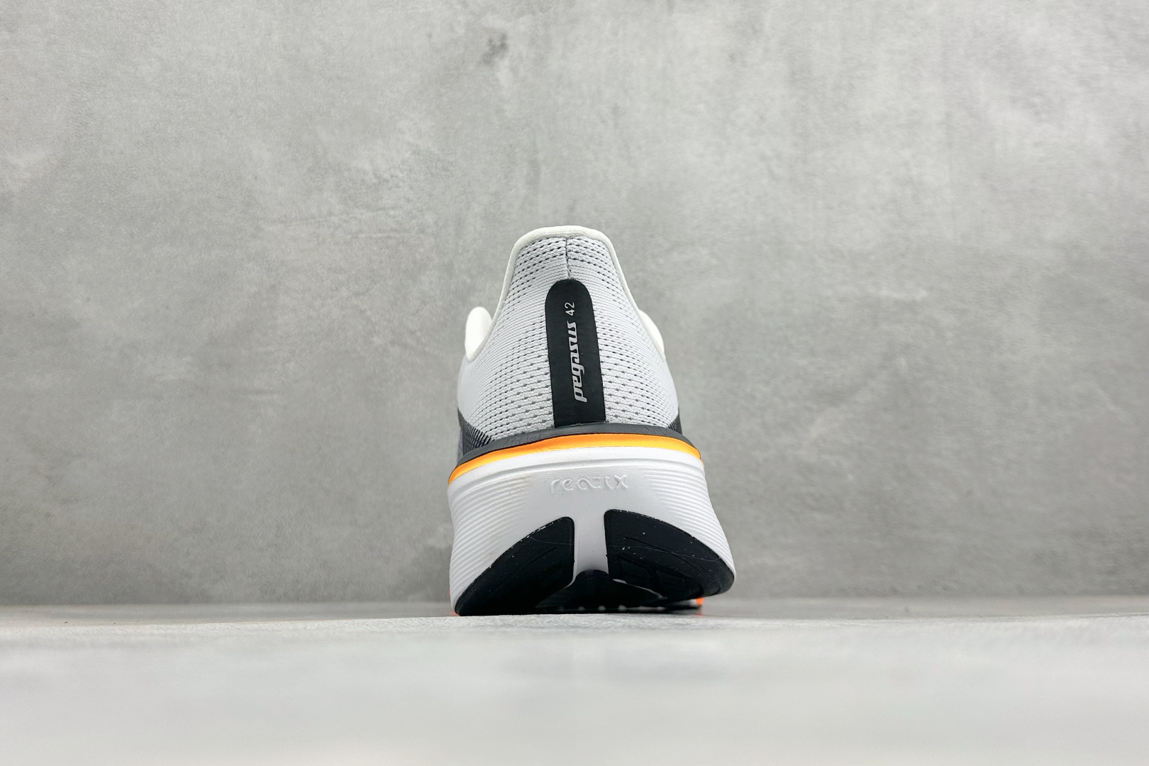 LC版NK Air Zoom Pegasus 42代 耐磨防滑运动跑步鞋 高端零售专供 内置Zoom气垫 鞋盒钢印 原厂 LC版NK Air Zoom Pegasus 42代 耐磨防滑运动跑步鞋 高端零售专供 内置Zoom气垫 鞋盒钢印 原厂