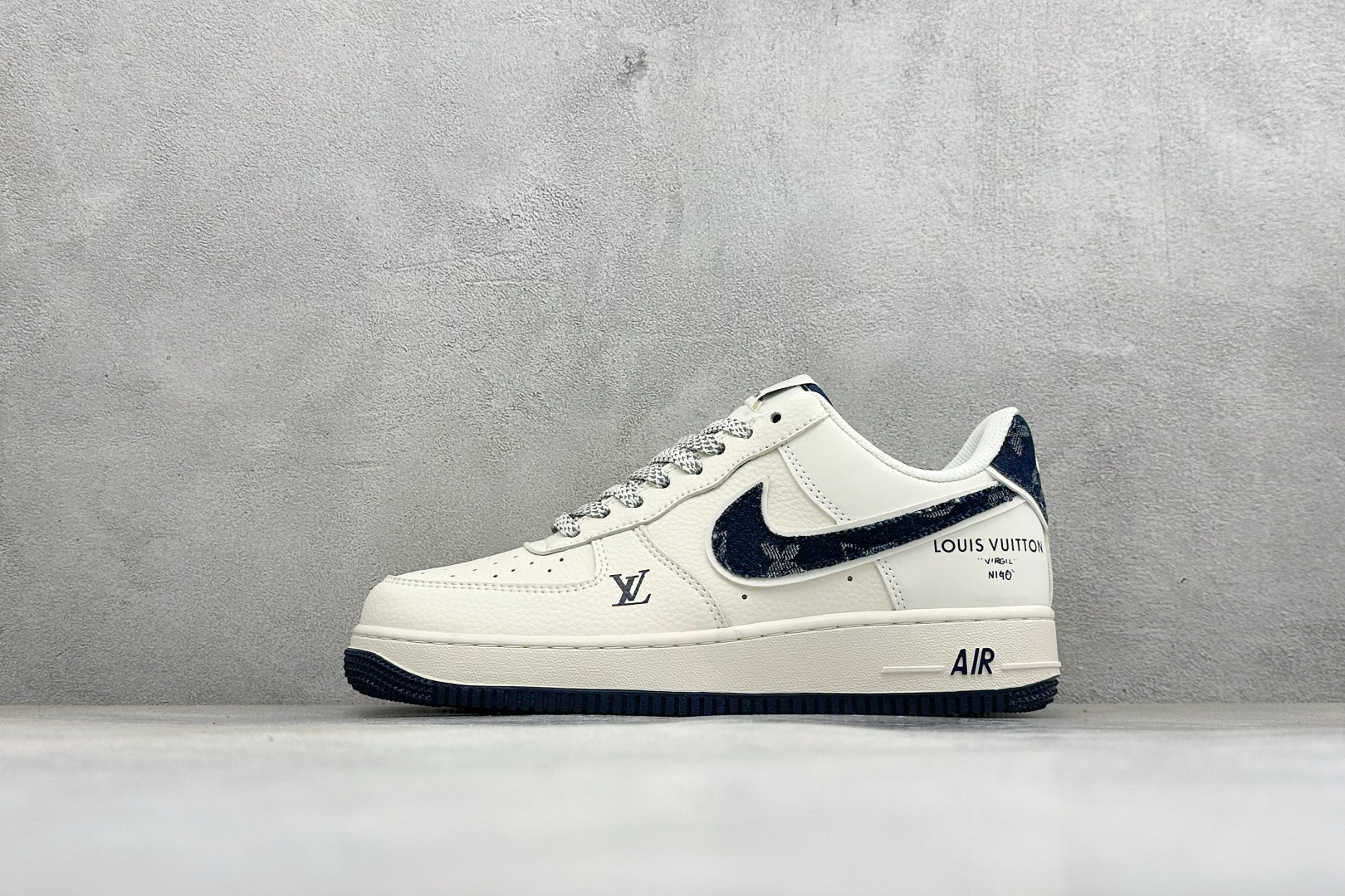 福利特价 NIke Air Force 1 '07 Low “LV联名——米蓝牛仔勾”空军一号 低帮 运动鞋 休闲鞋 折 福利特价 NIke Air Force 1 '07 Low “LV联名——米蓝牛仔勾”空军一号 低帮 运动鞋 休闲鞋 折