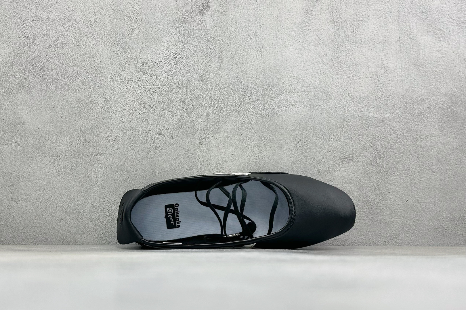 FX版亚瑟士Onitsuka GYMNARINA 鬼冢虎玛丽珍芭蕾鞋 热门爆款来袭 夏季必备 头层皮面玛丽珍芭蕾鞋款 原