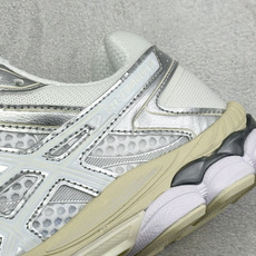 D版Asics Gel-Cumulus 16 亚瑟士 防滑耐磨 休闲运动鞋 采用双层提花网面设计 提高包裹性和透气性 后 D版Asics Gel-Cumulus 16 亚瑟士 防滑耐磨 休闲运动鞋 采用双层提花网面设计 提高包裹性和透气性 后