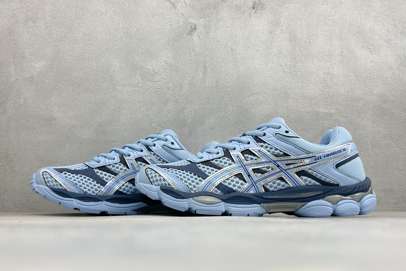 D版Asics Gel-Cumulus 16 亚瑟士 防滑耐磨 休闲运动鞋 采用双层提花网面设计 提高包裹性和透气性 后 D版Asics Gel-Cumulus 16 亚瑟士 防滑耐磨 休闲运动鞋 采用双层提花网面设计 提高包裹性和透气性 后