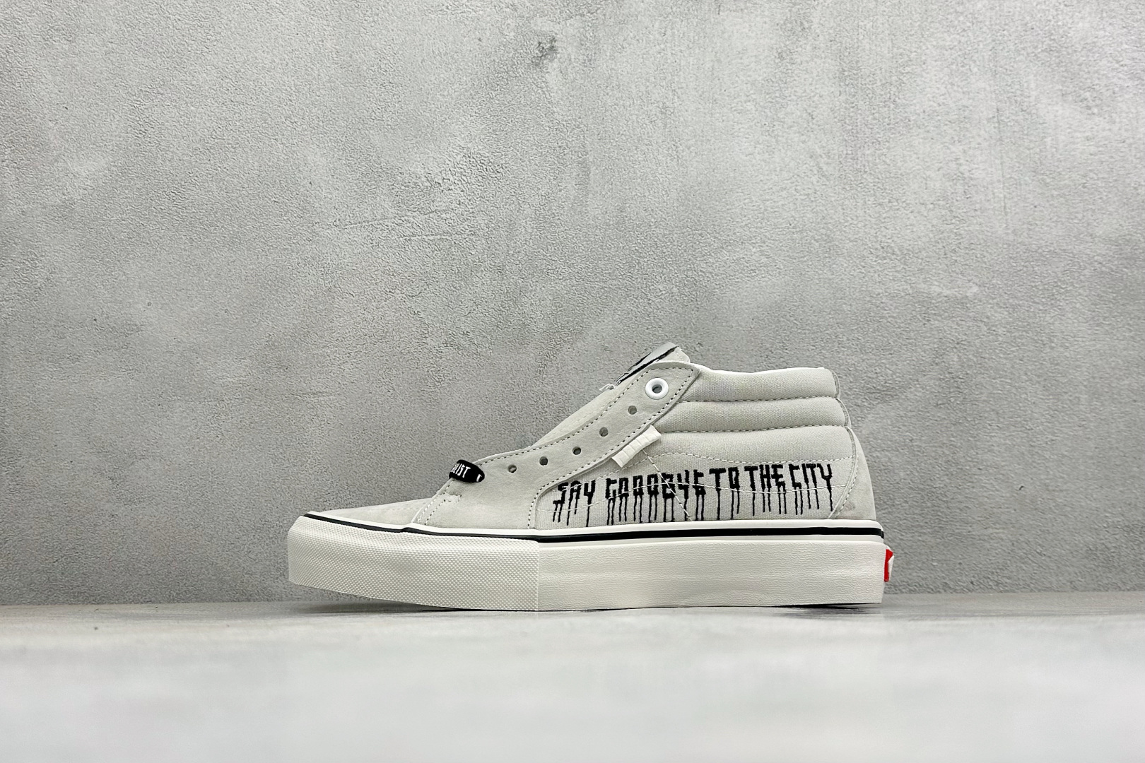 Vans Sk8-Mid 万斯中邦休闲滑板鞋 #工艺:硫化1:1(重量1:1、真标、原钢印、材质标、鞋型标、合格证) 货 Vans Sk8-Mid 万斯中邦休闲滑板鞋 #工艺:硫化1:1(重量1:1、真标、原钢印、材质标、鞋型标、合格证) 货