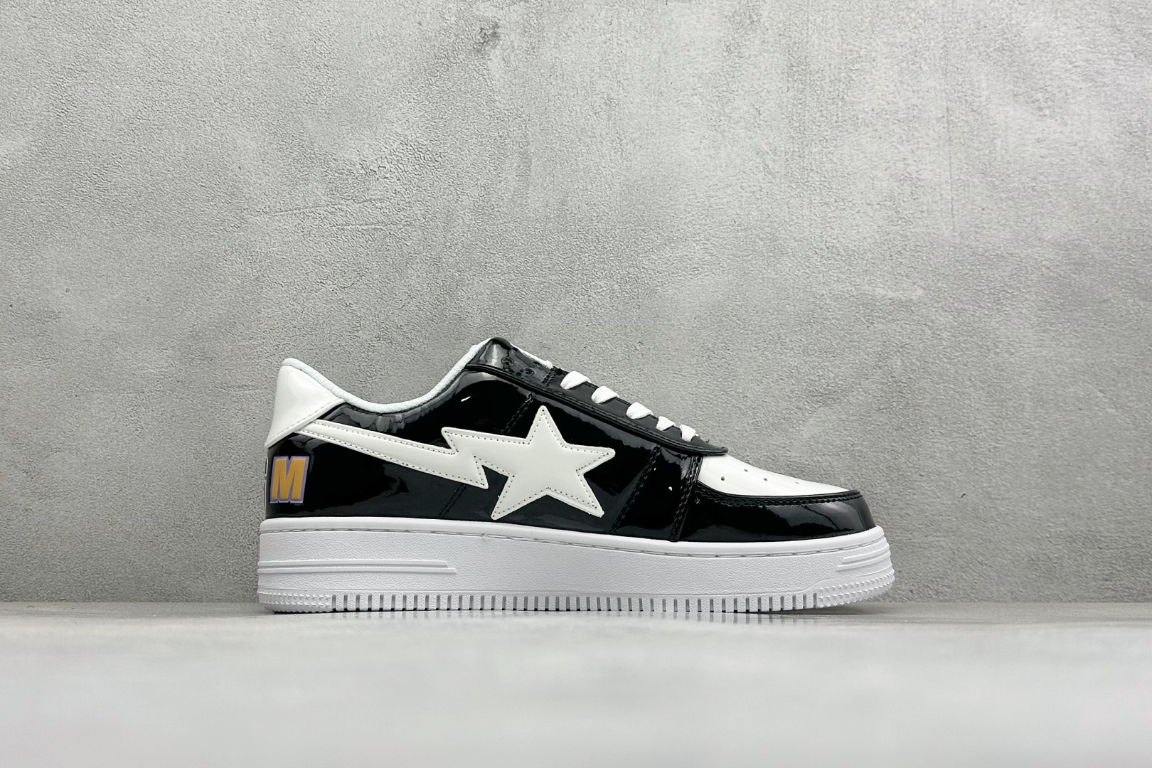 福利特价 Bape Star To Low 纯原配色明星同款 经典猿人头空军低帮运动休闲板鞋 货号：1G80-191-0