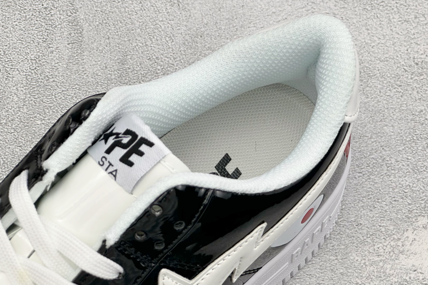 福利特价 Bape Star To Low 纯原配色明星同款 经典猿人头空军低帮运动休闲板鞋 货号：1G80-191-0