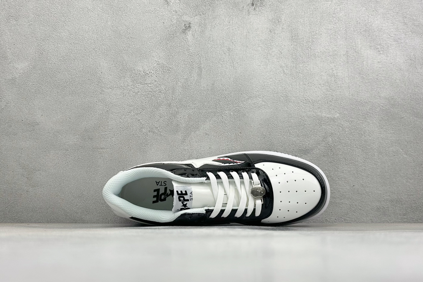 福利特价 Bape Star To Low 纯原配色明星同款 经典猿人头空军低帮运动休闲板鞋 货号：1G80-191-0