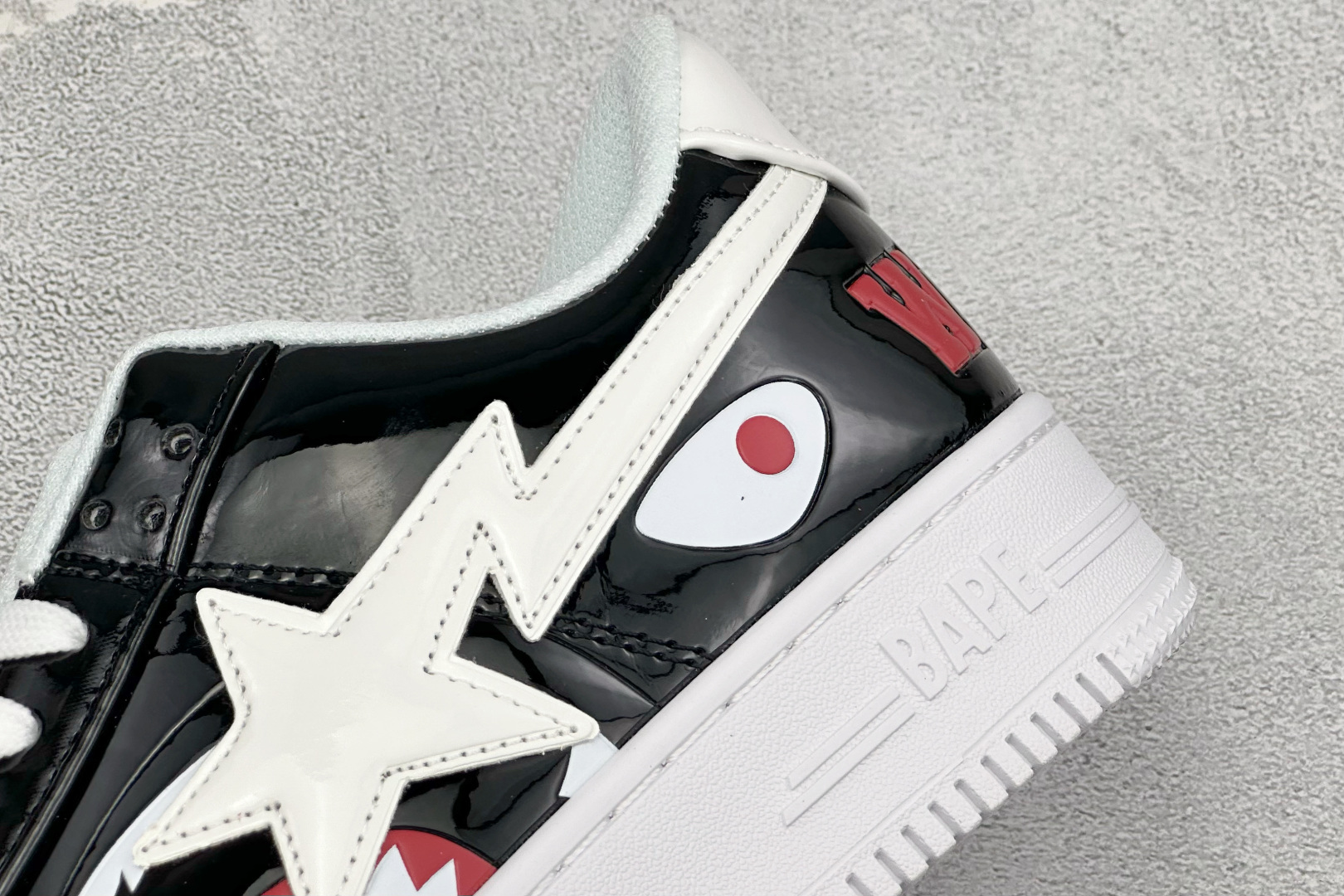 福利特价 Bape Star To Low 纯原配色明星同款 经典猿人头空军低帮运动休闲板鞋 货号：1G80-191-0
