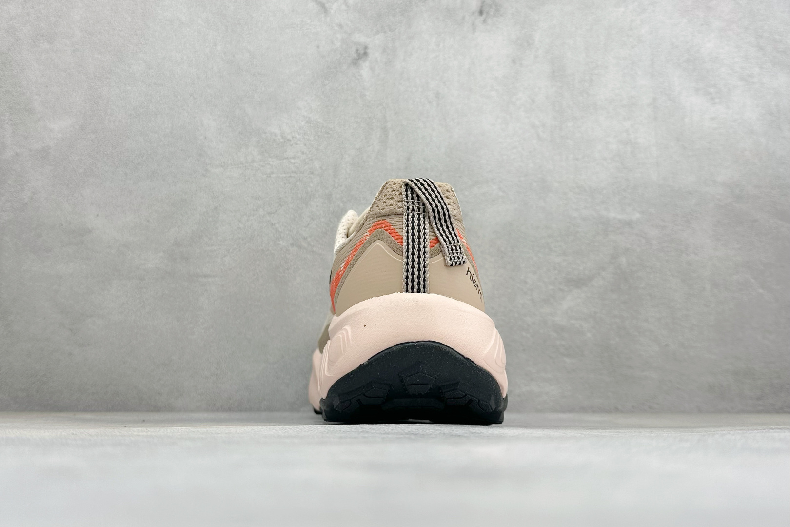 新百伦New Balance Fresh FoamXNB880 柔软舒适防滑耐磨低帮休闲跑步鞋 货号：W880B15 尺