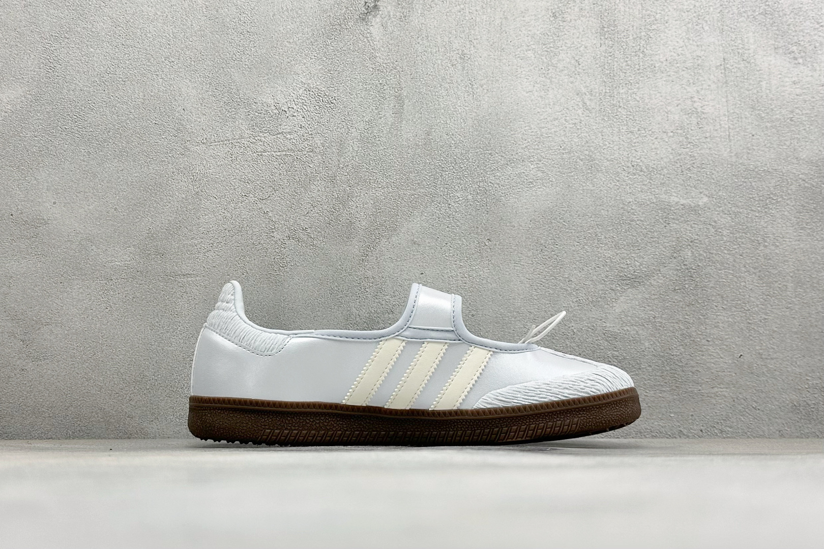 RS版Adidas Samba Jane 头层 阿迪达斯 玛丽珍懒人生活鞋 #原档案开发出品 头层皮料切割干净无任何毛边 RS版Adidas Samba Jane 头层 阿迪达斯 玛丽珍懒人生活鞋 #原档案开发出品 头层皮料切割干净无任何毛边