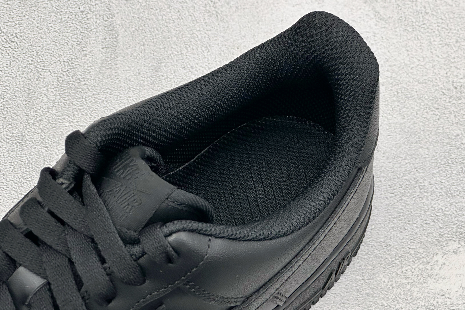 CS版Nike Air Force 1'07 Low 空军一号低帮休闲板鞋 #2026新版标 采用全新原厂轻量工艺 纯正 CS版Nike Air Force 1'07 Low 空军一号低帮休闲板鞋 #2026新版标 采用全新原厂轻量工艺 纯正