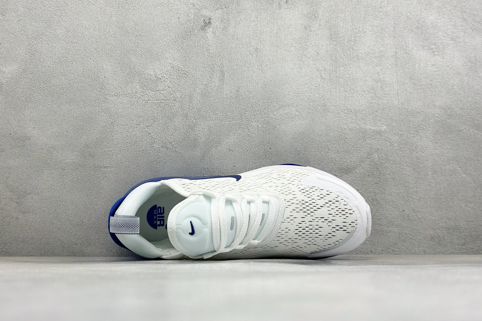 GS版Nike Air Max 270 Flyknit 耐克气垫休闲运动跑鞋 时尚舒适的穿着感受和出众格调 鞋款设计灵感 GS版Nike Air Max 270 Flyknit 耐克气垫休闲运动跑鞋 时尚舒适的穿着感受和出众格调 鞋款设计灵感